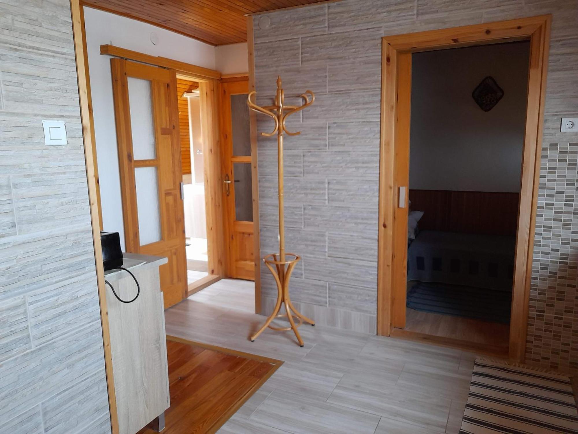 Harmonia Vendeghaz 100 Meterre Az Igali Gyogyfuerdotol Apartamento Exterior foto