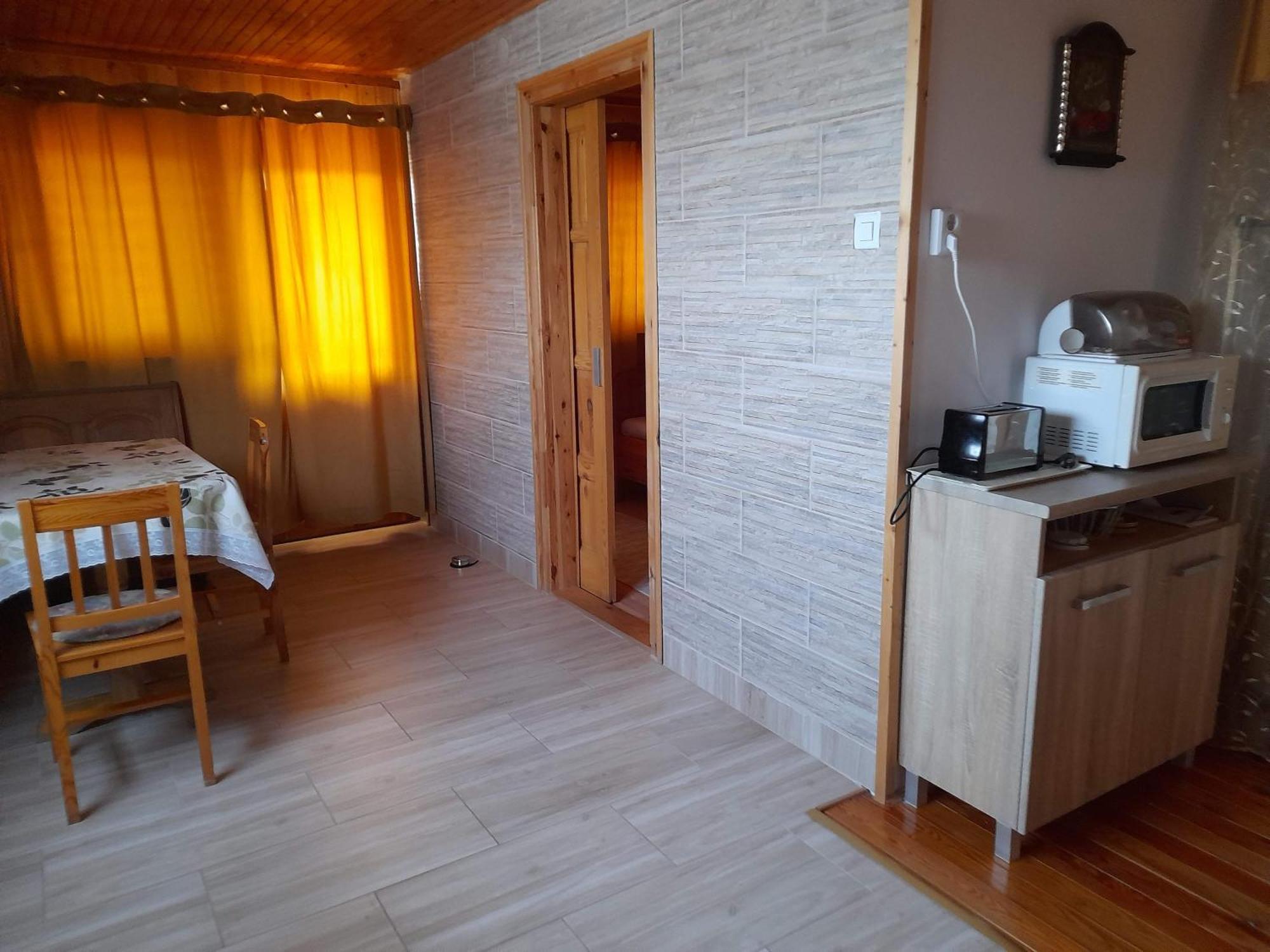 Harmonia Vendeghaz 100 Meterre Az Igali Gyogyfuerdotol Apartamento Exterior foto