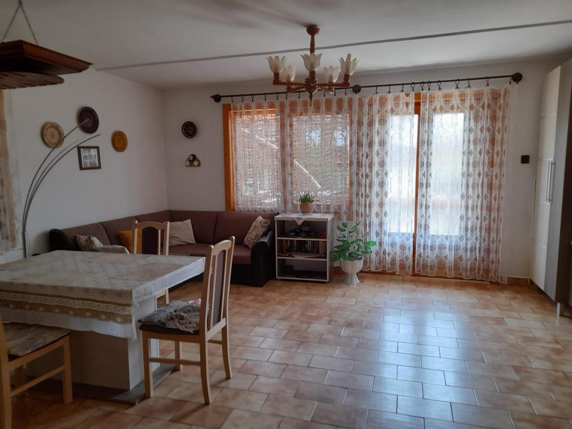 Harmonia Vendeghaz 100 Meterre Az Igali Gyogyfuerdotol Apartamento Exterior foto
